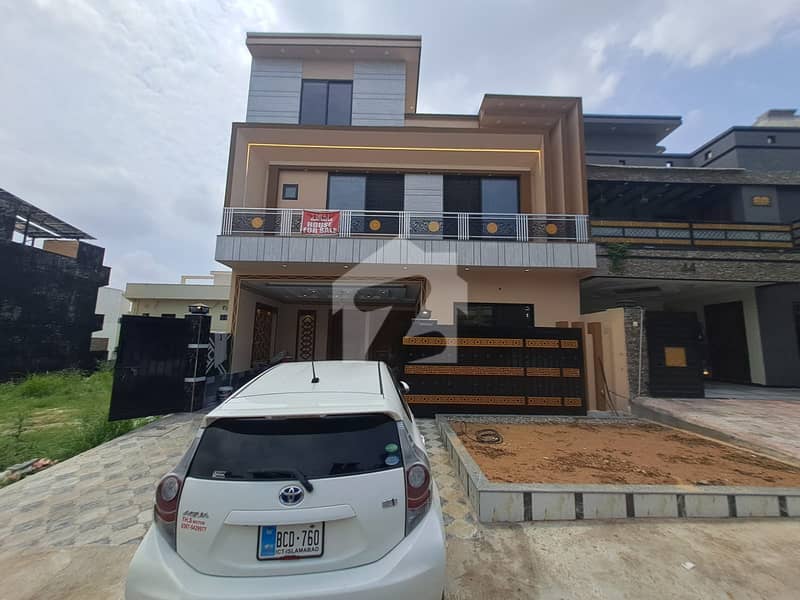 Spacious 7 Marla House Available For Sale